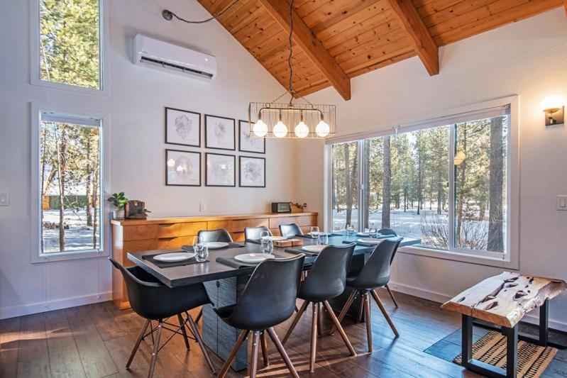 Three Rivers Basecamp Sunriver Εξωτερικό φωτογραφία